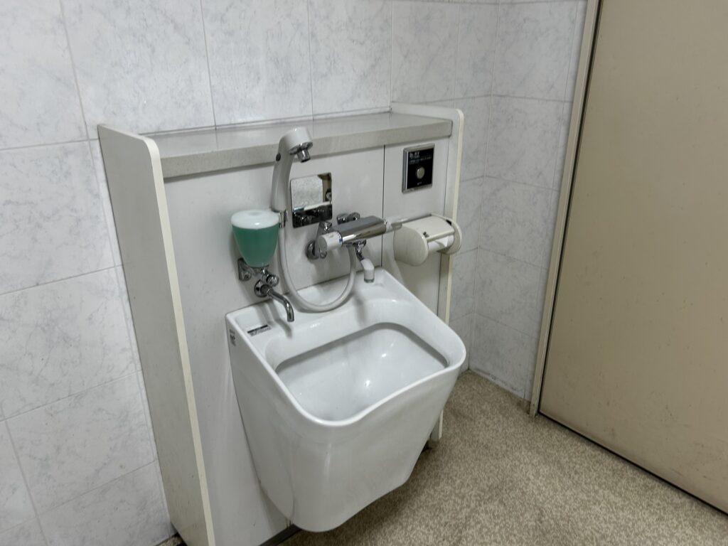 オストメイト対応