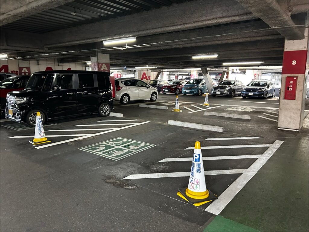 A棟の優先駐車スペース