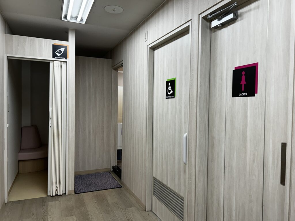 多目的トイレの入り口