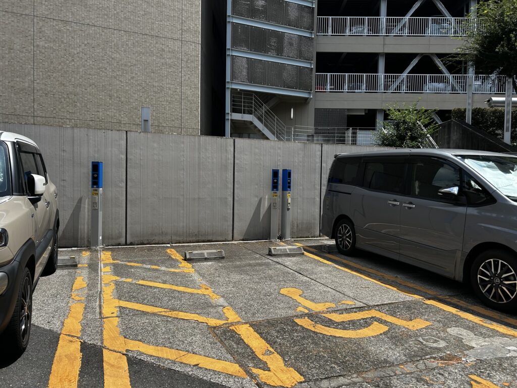 車椅子優先スペース