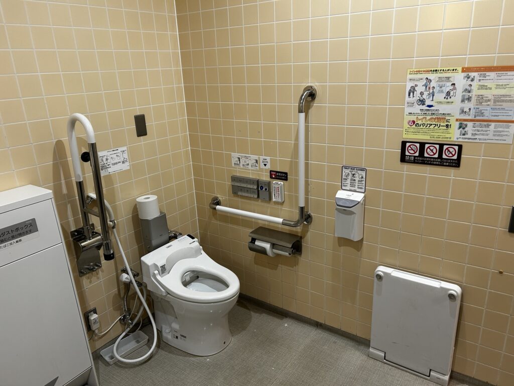 ケアクリックもついているトイレ