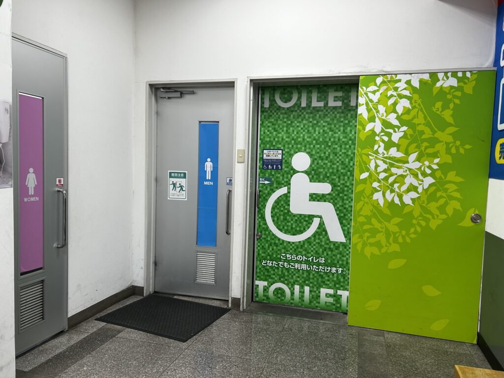 トイレ入り口
