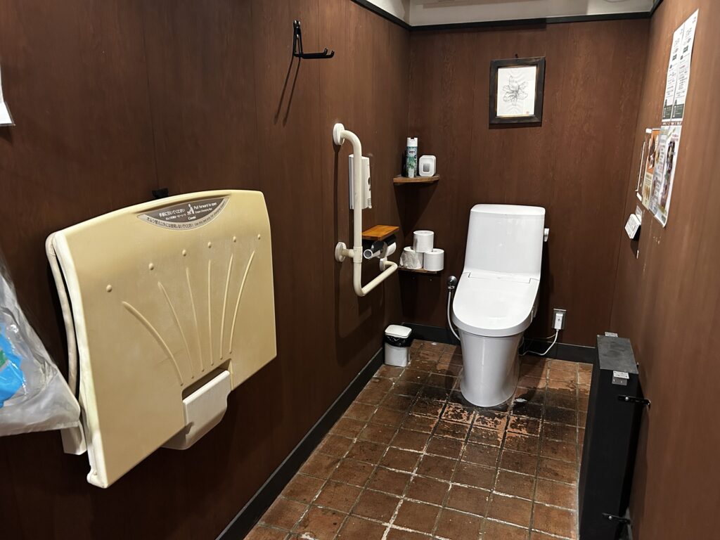 トイレ全体の様子。