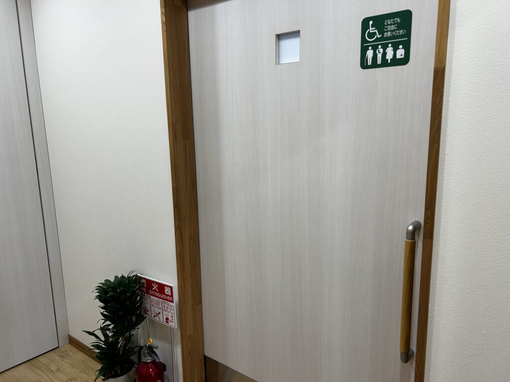 スライド式入り口扉