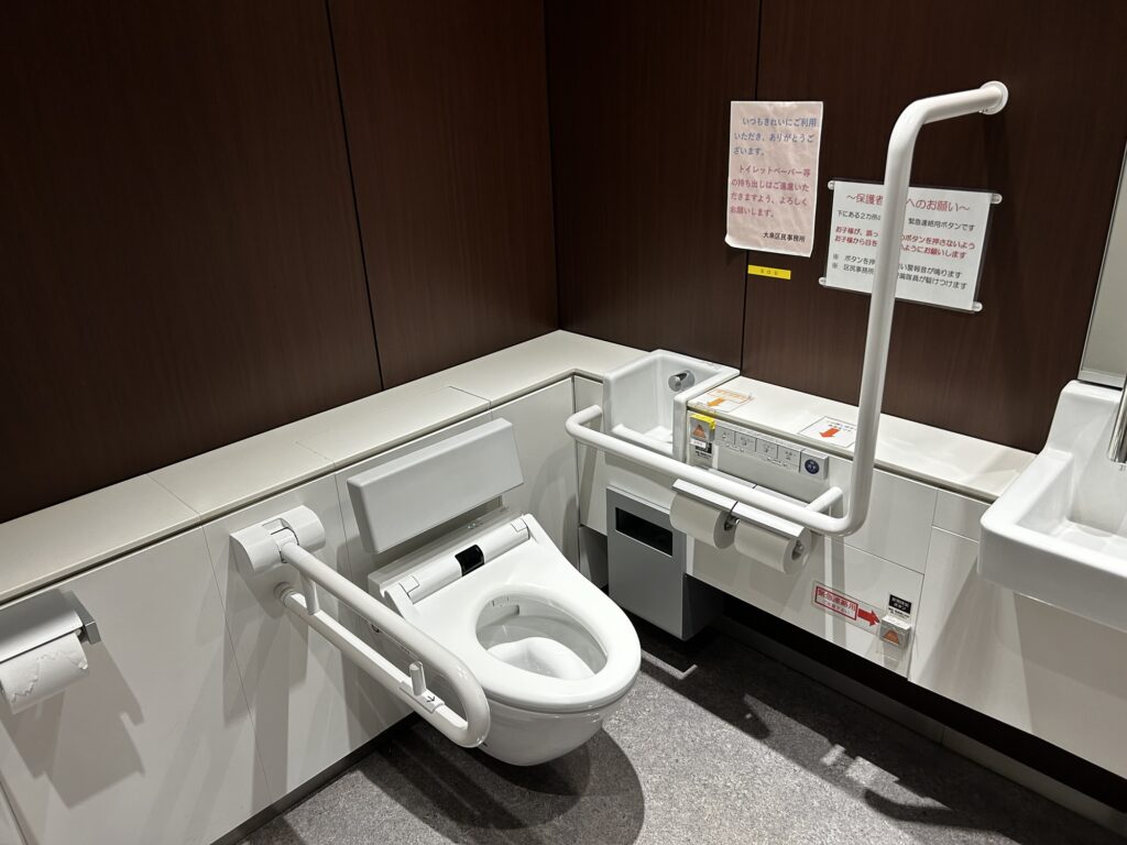 左壁、手すり仕様