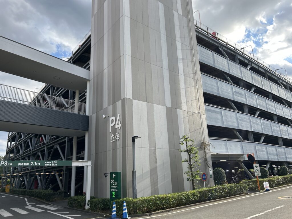 P4立体駐車場全体像